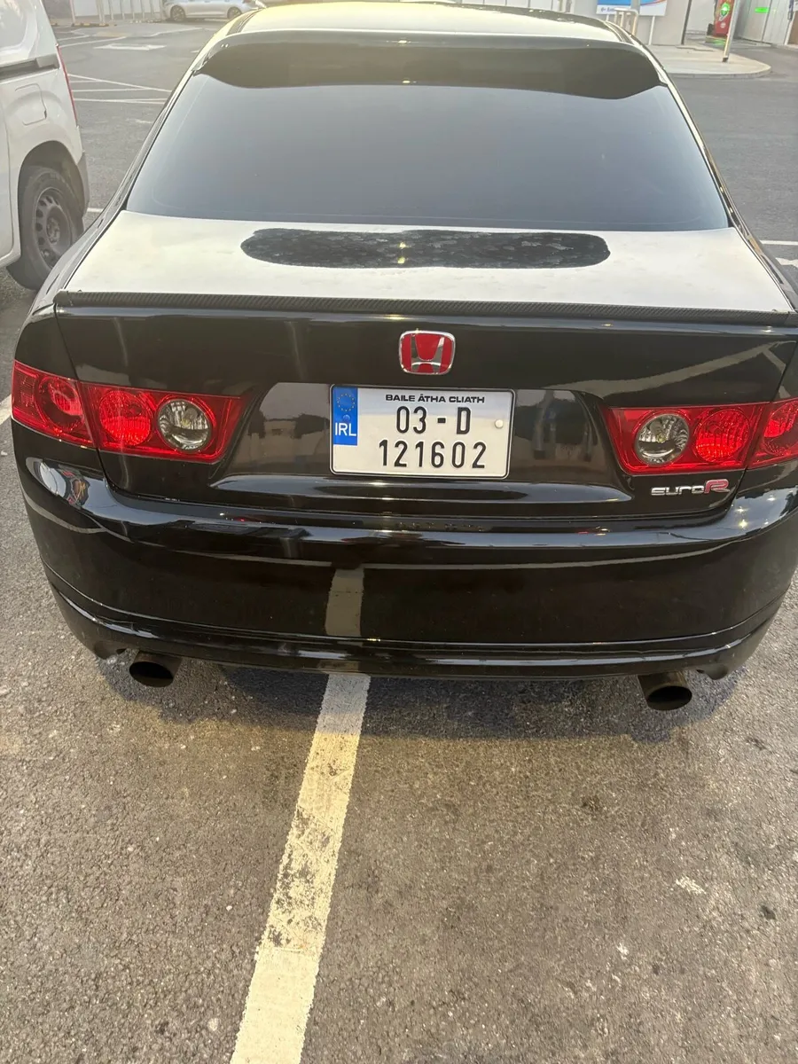 Honda accord euro r - Image 3