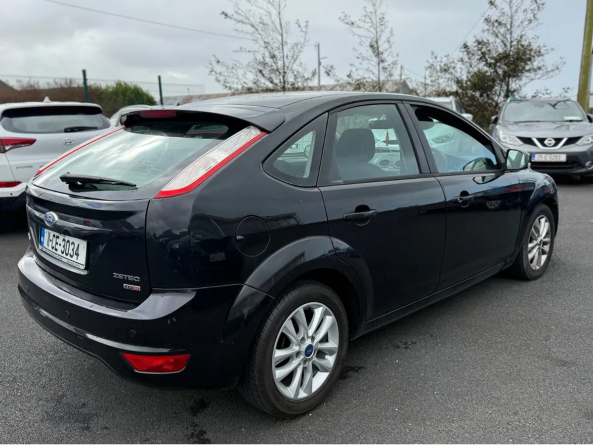 Ford Focus 1.6 TDCI ZETEC 109BHP 5DR - Image 4