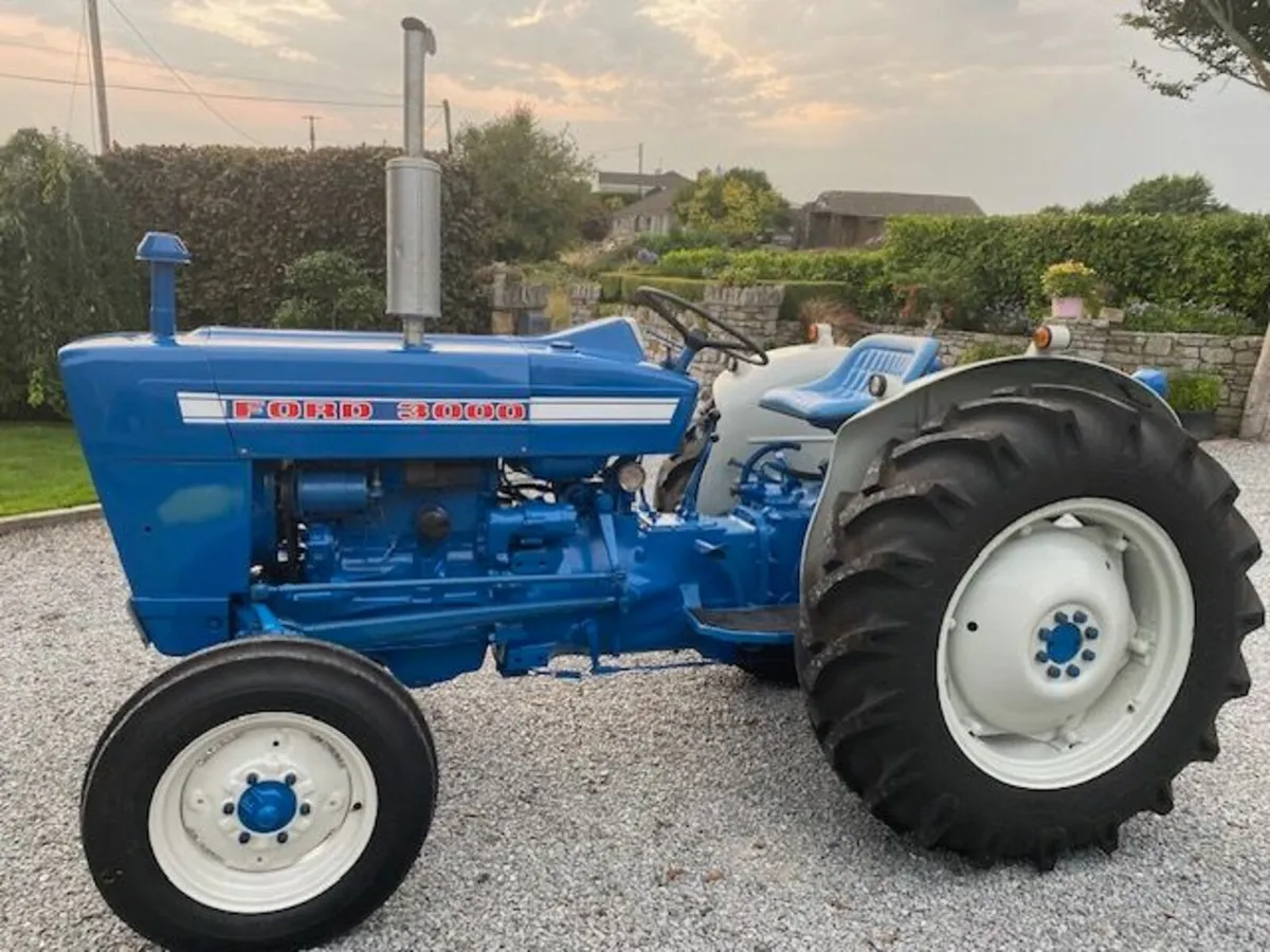Ford 3000 - Image 4