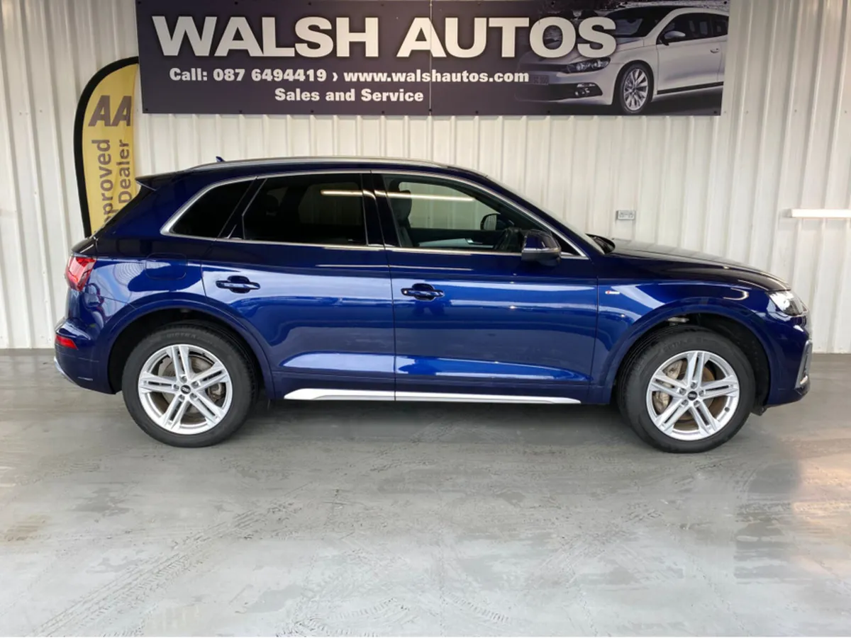 Audi Q5 S LINE 50 TFSI E QUATTRO - Image 2