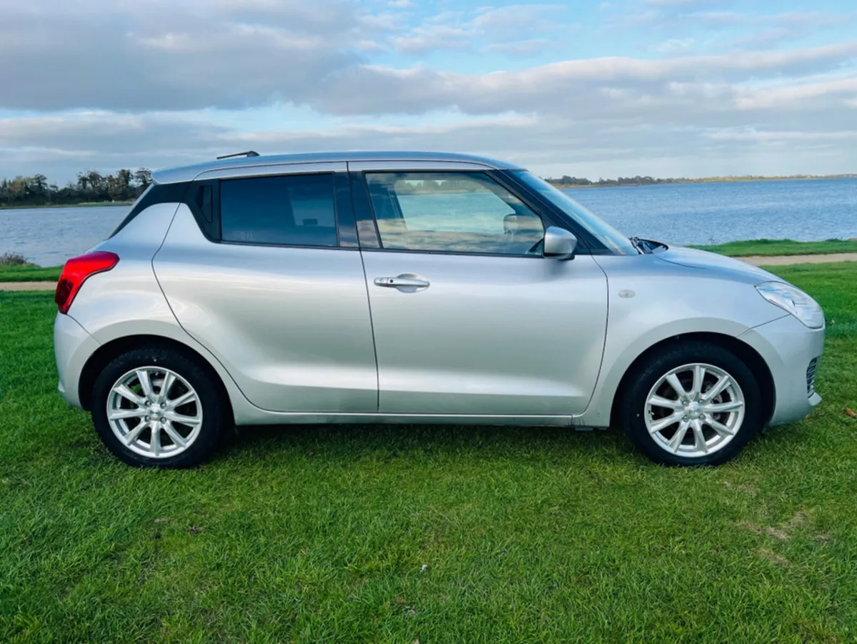 Suzuki Swift 2019 Suzuki Swift Xc Ltd Edition, in - Image 3