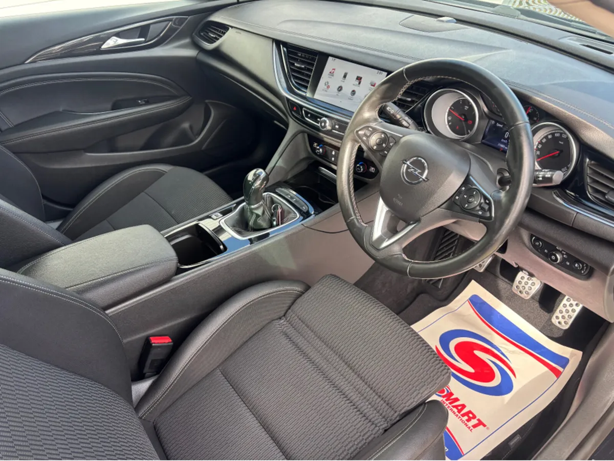 Opel Insignia GRAND SPORT SRI 1.6 1 136PS 5DR - Image 2