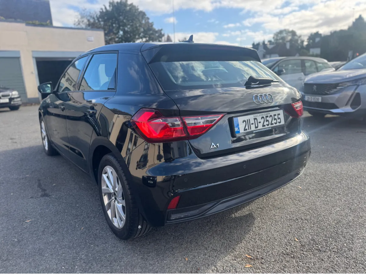 Audi A1 SPORTBACK 30 TFSI 110HP S-TRONIC SE AUTO - Image 3