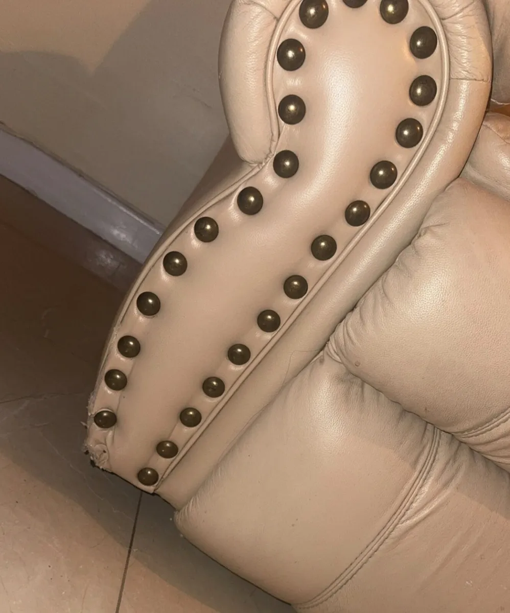 Real leather 3 seater sofa - Image 4