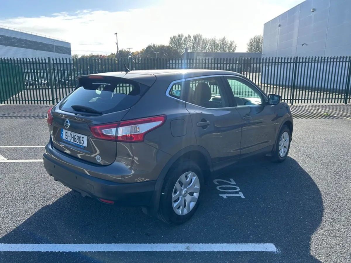 Nissan Qashqai 1.2 PETROL, LOW MILEAGE, NEW NCT, F - Image 3