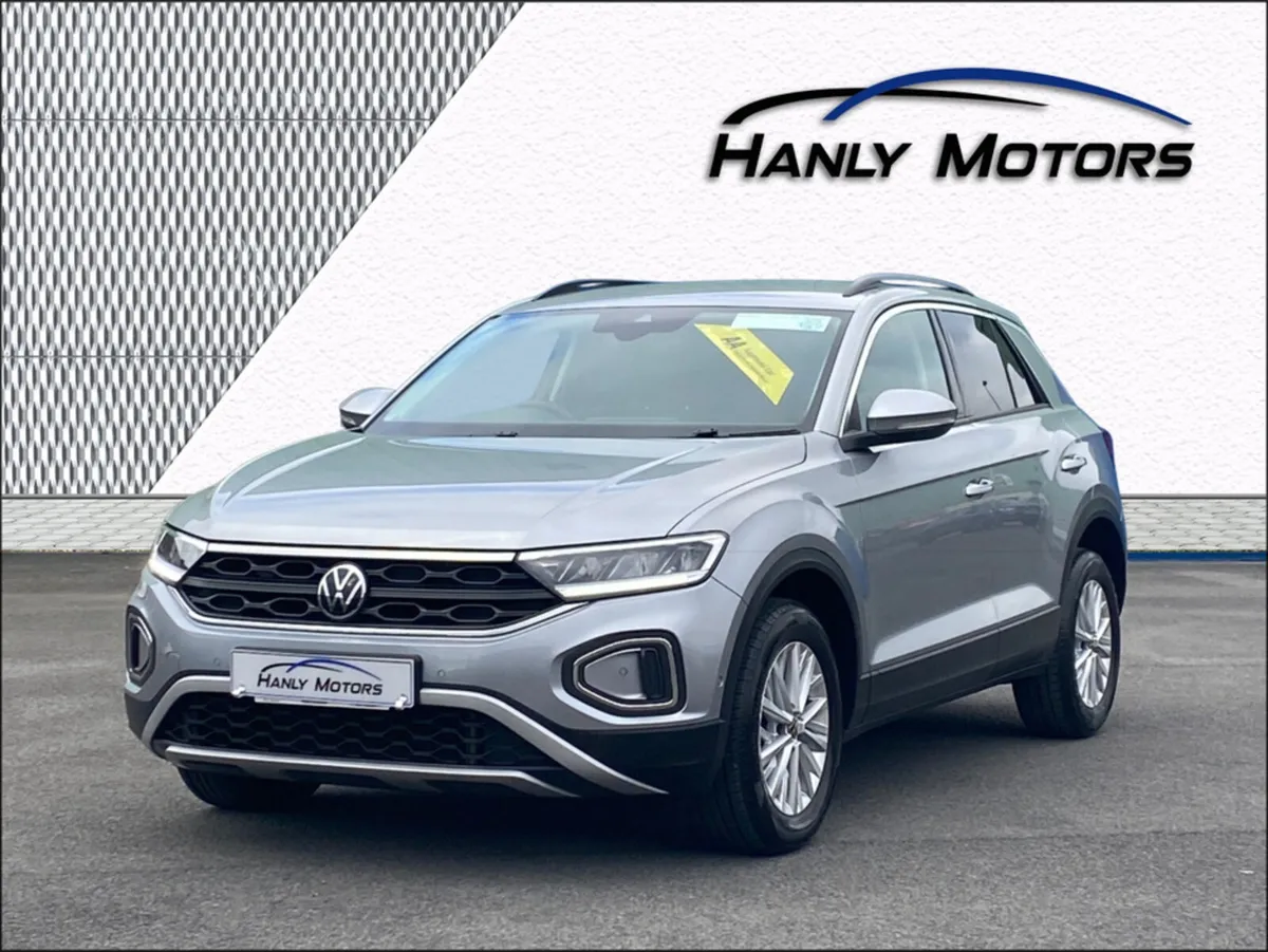 Volkswagen T-Roc LIFE 1.0 TSI MANUAL 6SPEED FWD 11 - Image 3