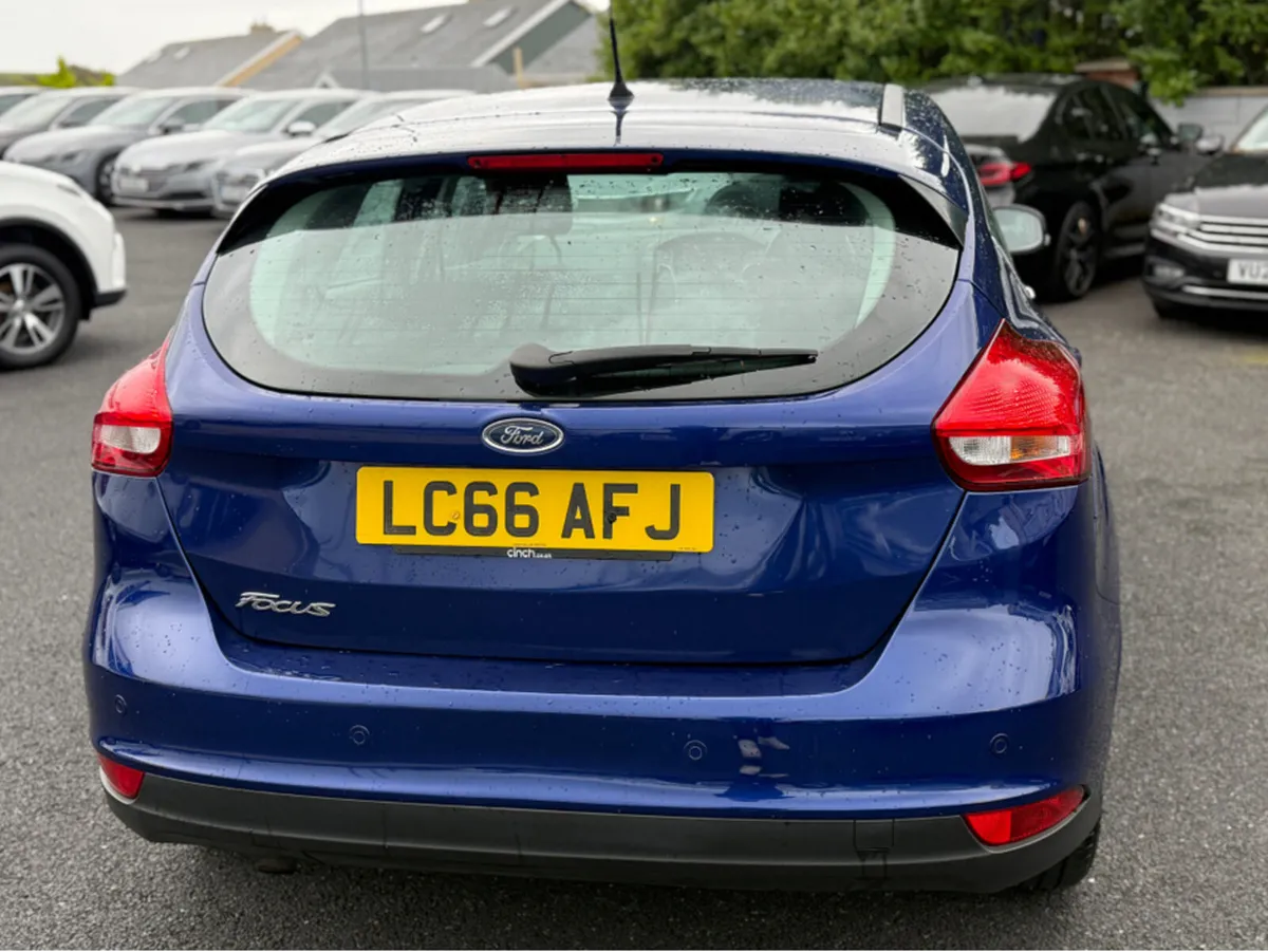 Ford Focus TITANIUM TDCI - Image 4