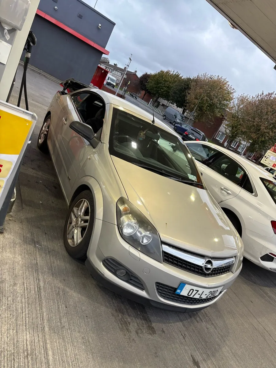 Opel Astra - Image 1