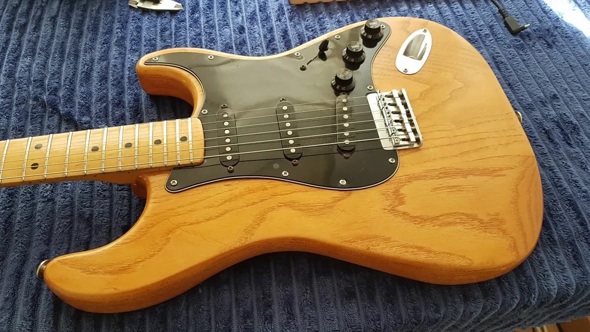 1977 Fender Stratocaster - Image 1
