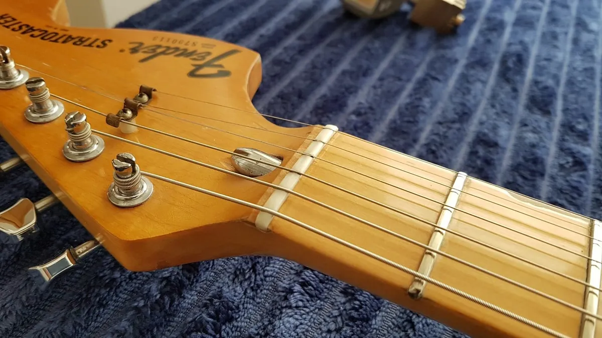 1977 Fender Stratocaster - Image 4