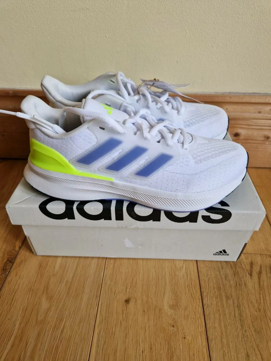 Adidas runners - Image 1