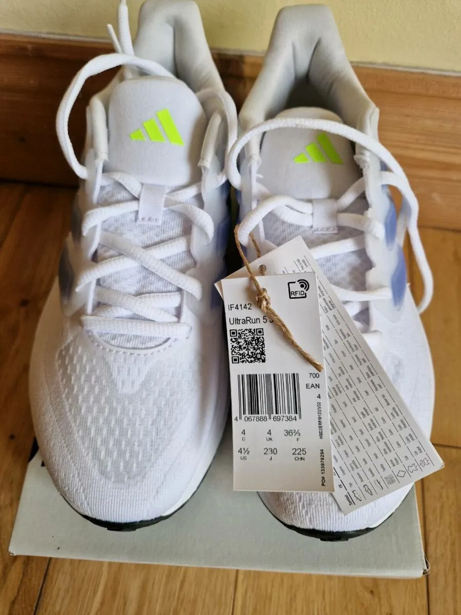 Adidas runners - Image 2