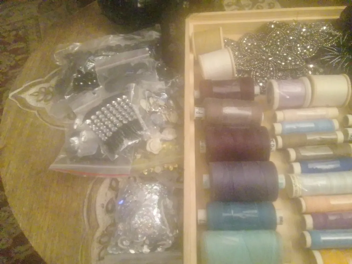 HABERDASHERY BUNDLE FOR DRESSMAKING ETC - Image 3