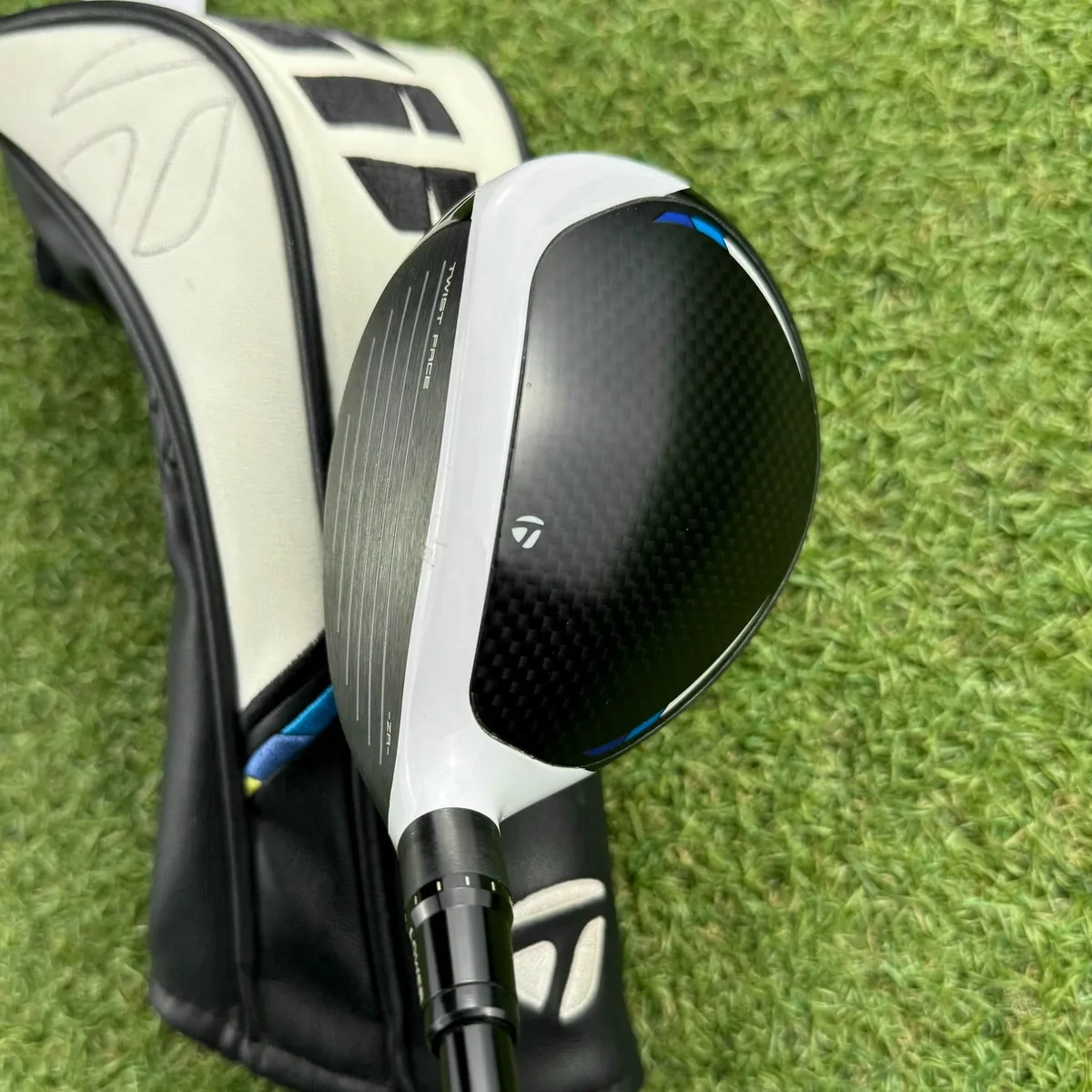 Taylormade Sim 2 Ti #5 Wood 19° / Stiff - Image 4
