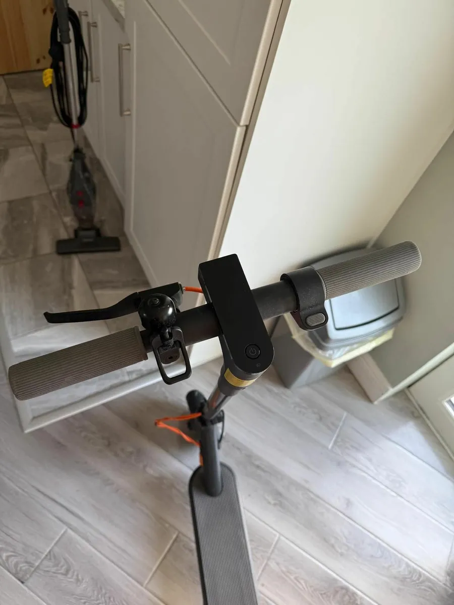 Electric Scooter - Image 3