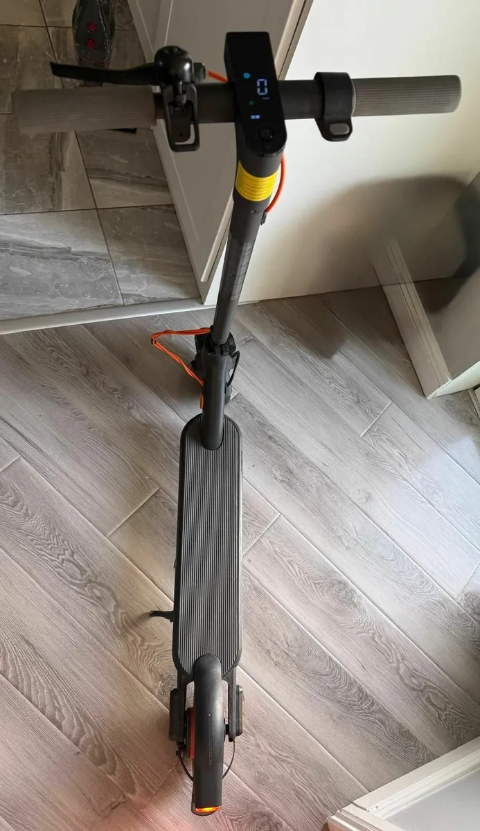 Electric Scooter - Image 4