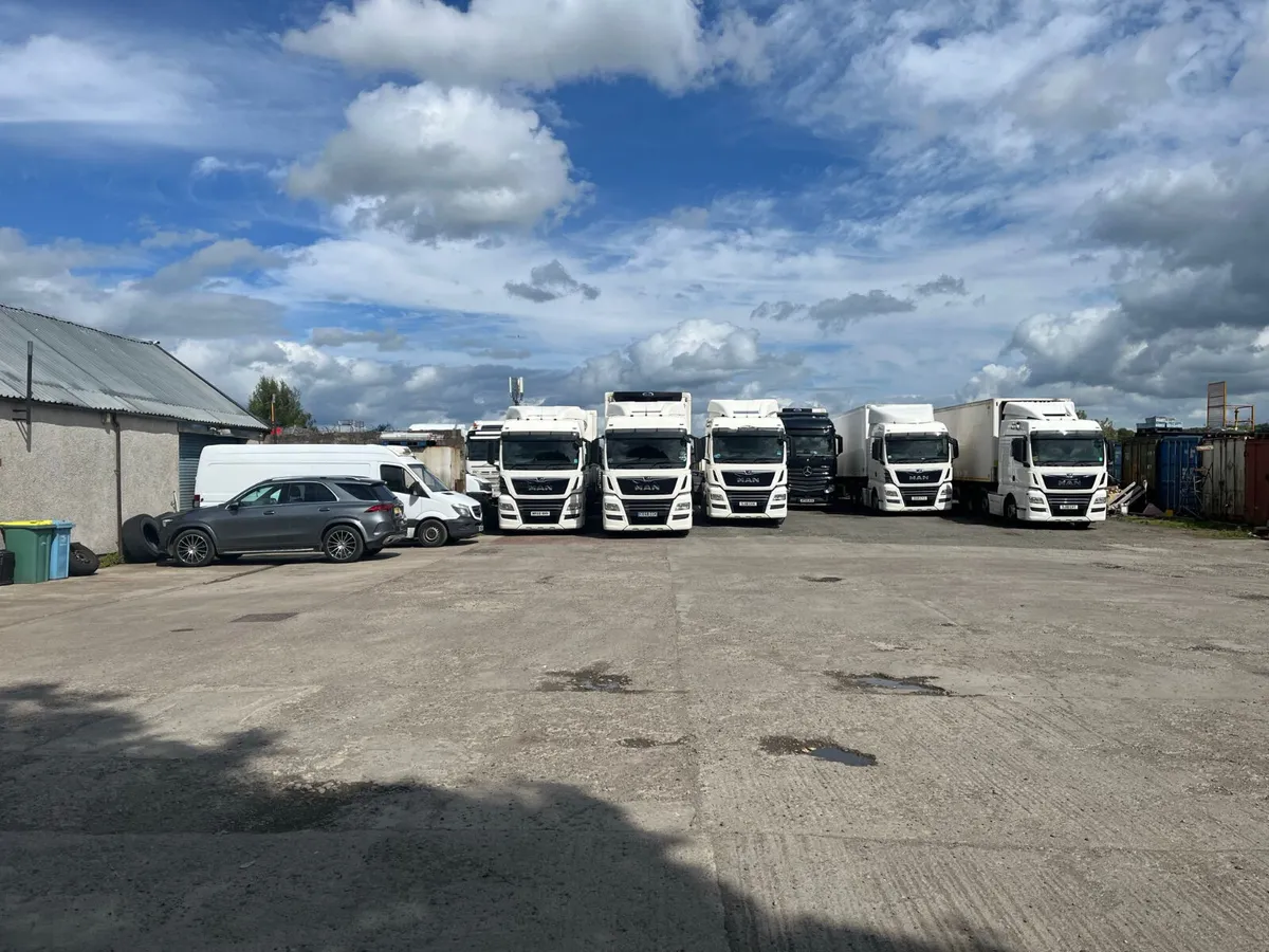 YARD TO LET Cleland Motherwell Scotland - Image 1