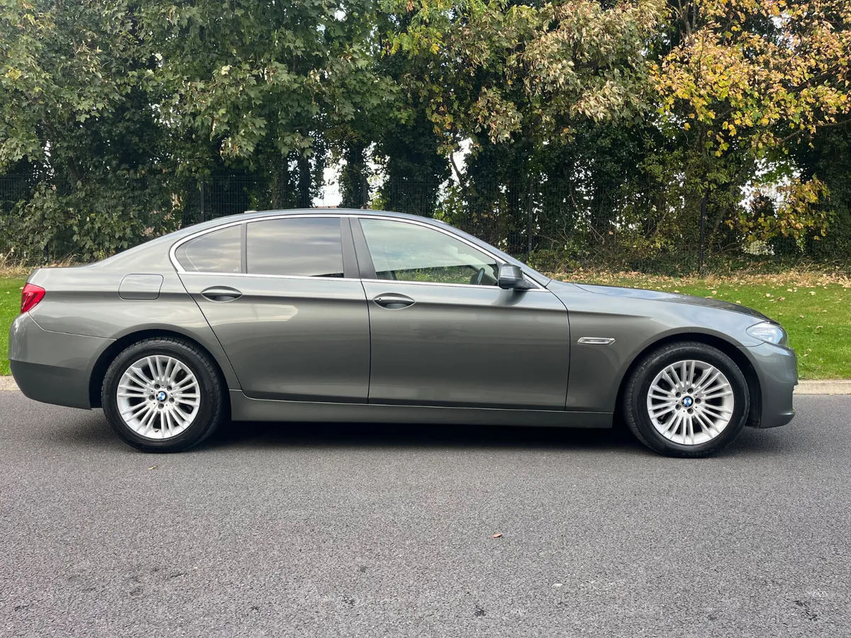 BMW 5-Series 2015 AUTOMATIC - Image 3