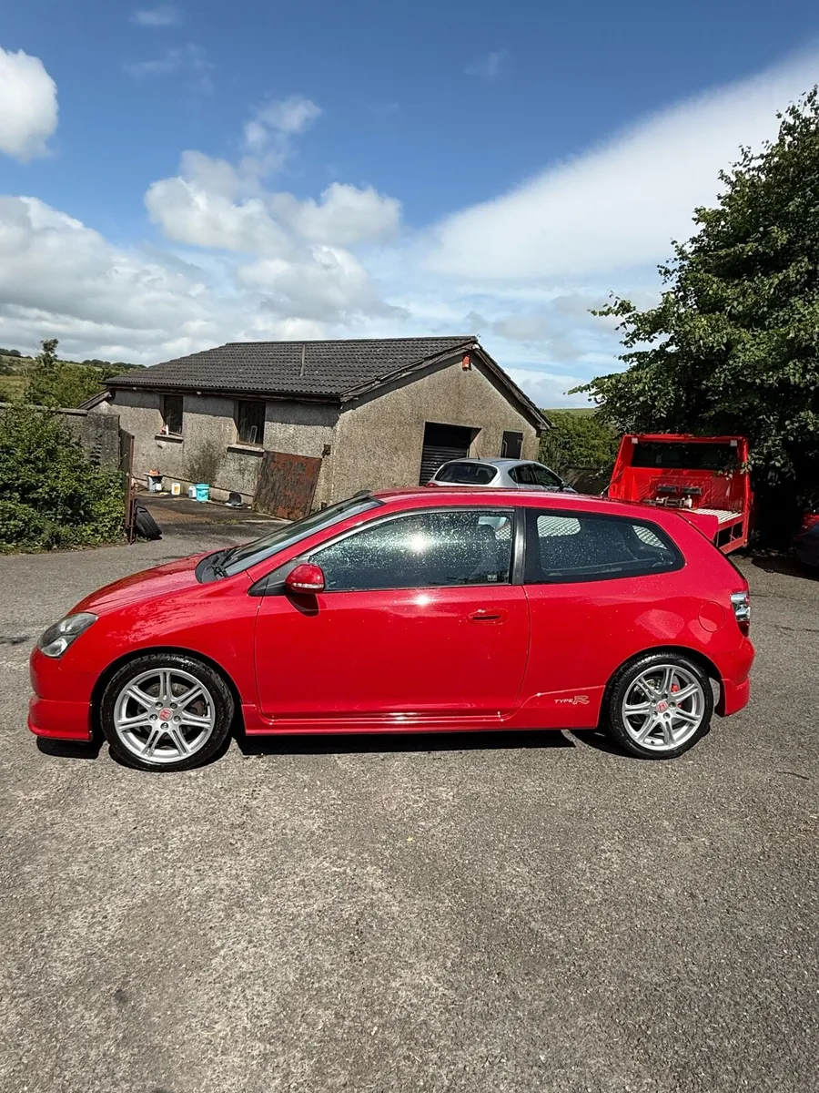 Honda civic Type R EP3 BREAKING - Image 4