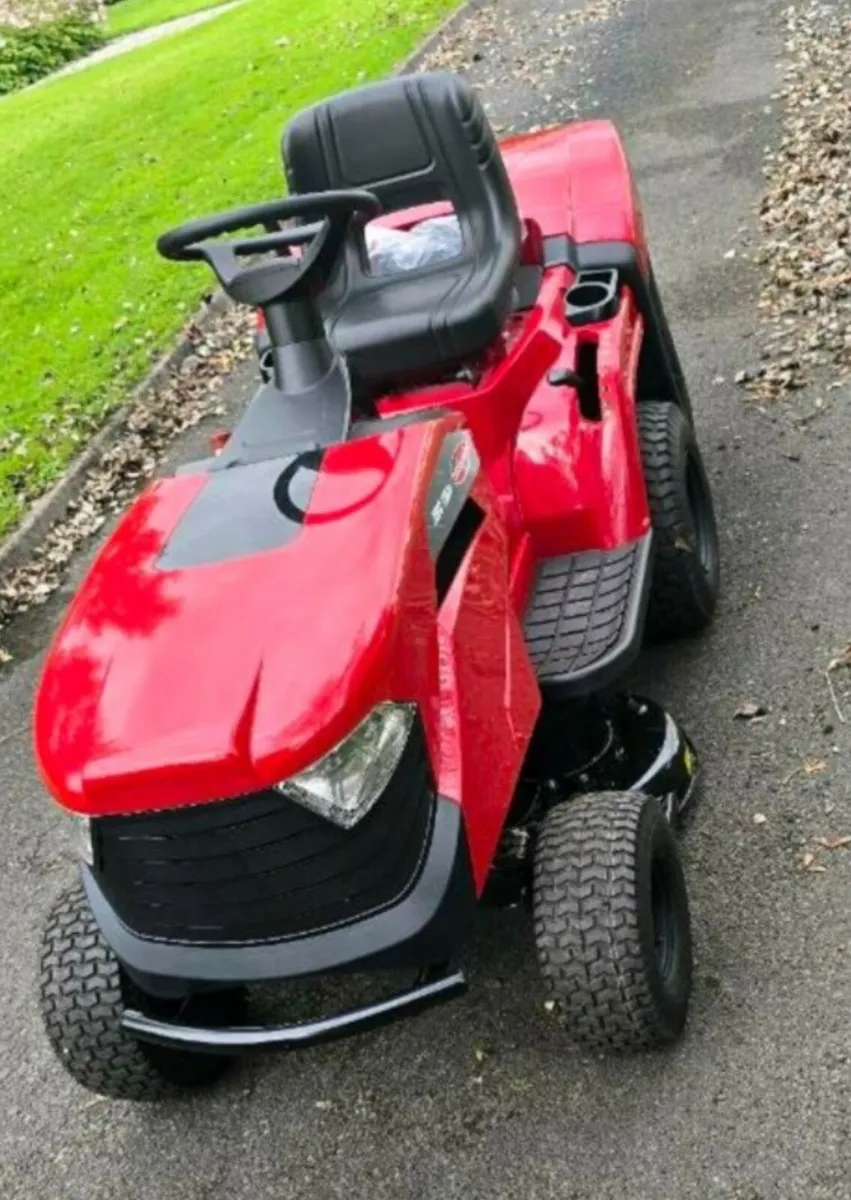 €2000 SAVE Castelgarden Demo lithium - Image 2