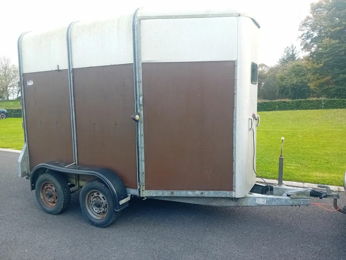 Horsebox - Image 1