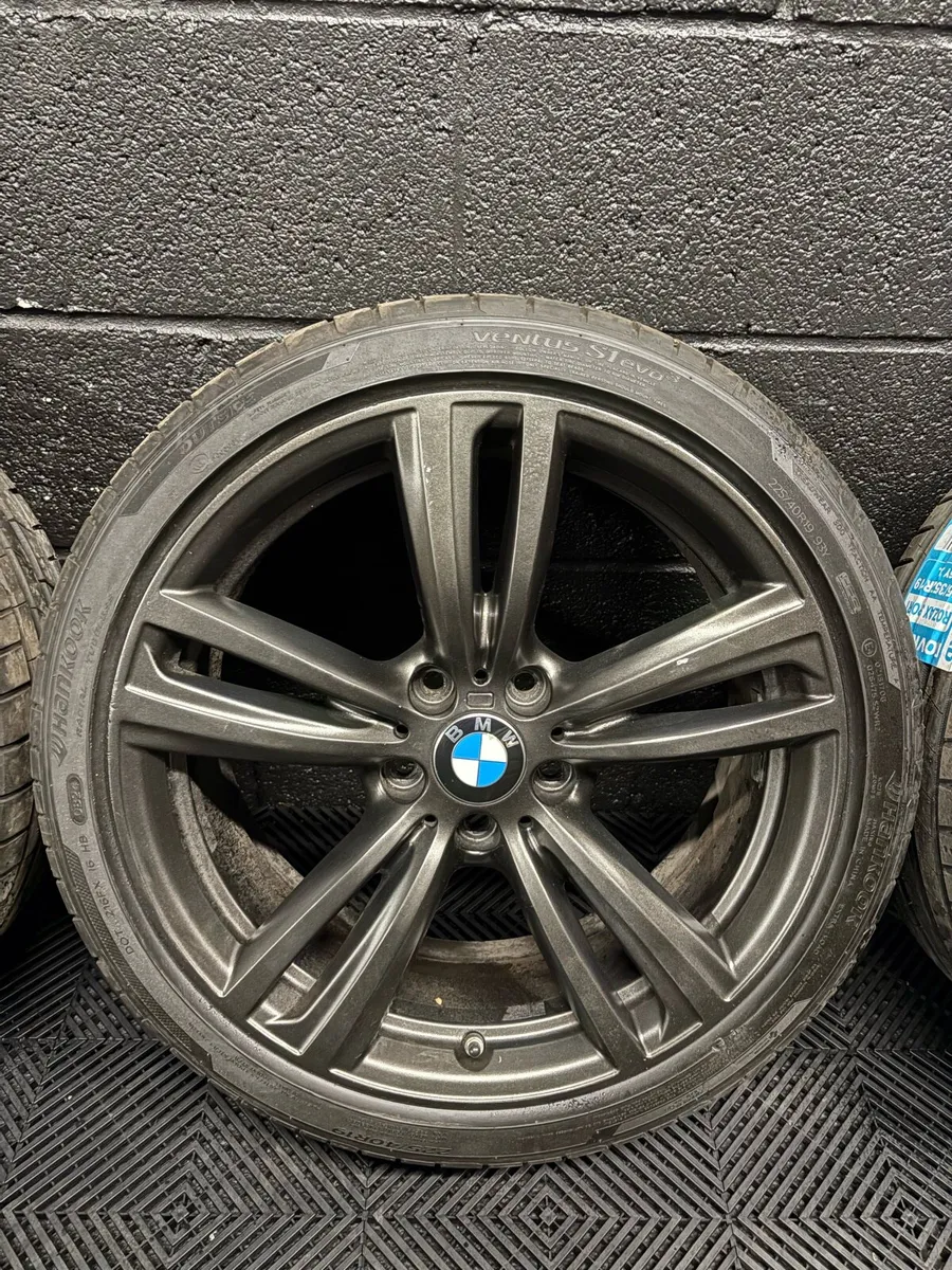 19” BMW M-Sport Alloys - Image 3