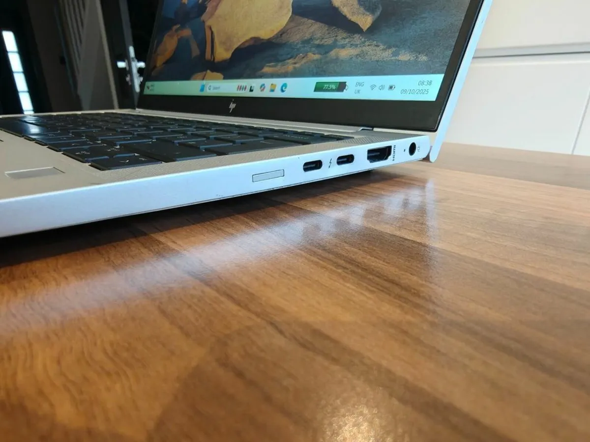 HP Elitebook 830 G8 | i5 (11th gen) | 16GB | 256GB - Image 4