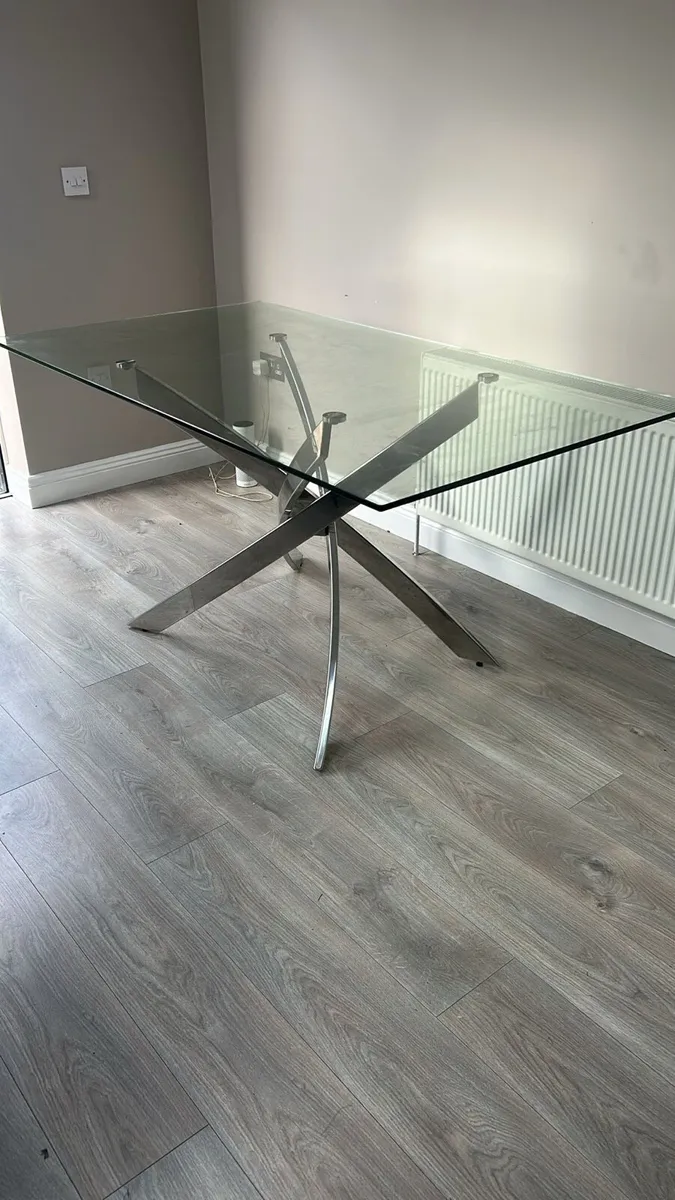 Glass Kitchen table - Image 1