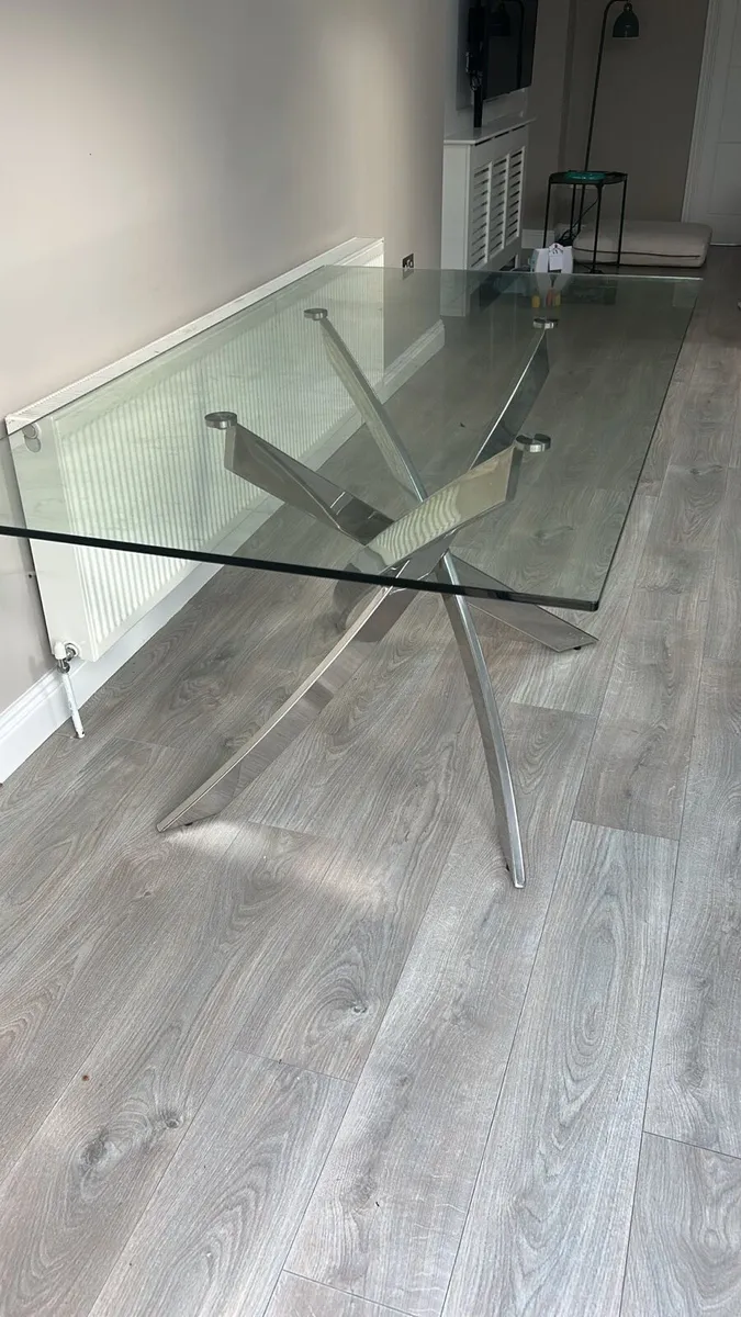 Glass Kitchen table - Image 4