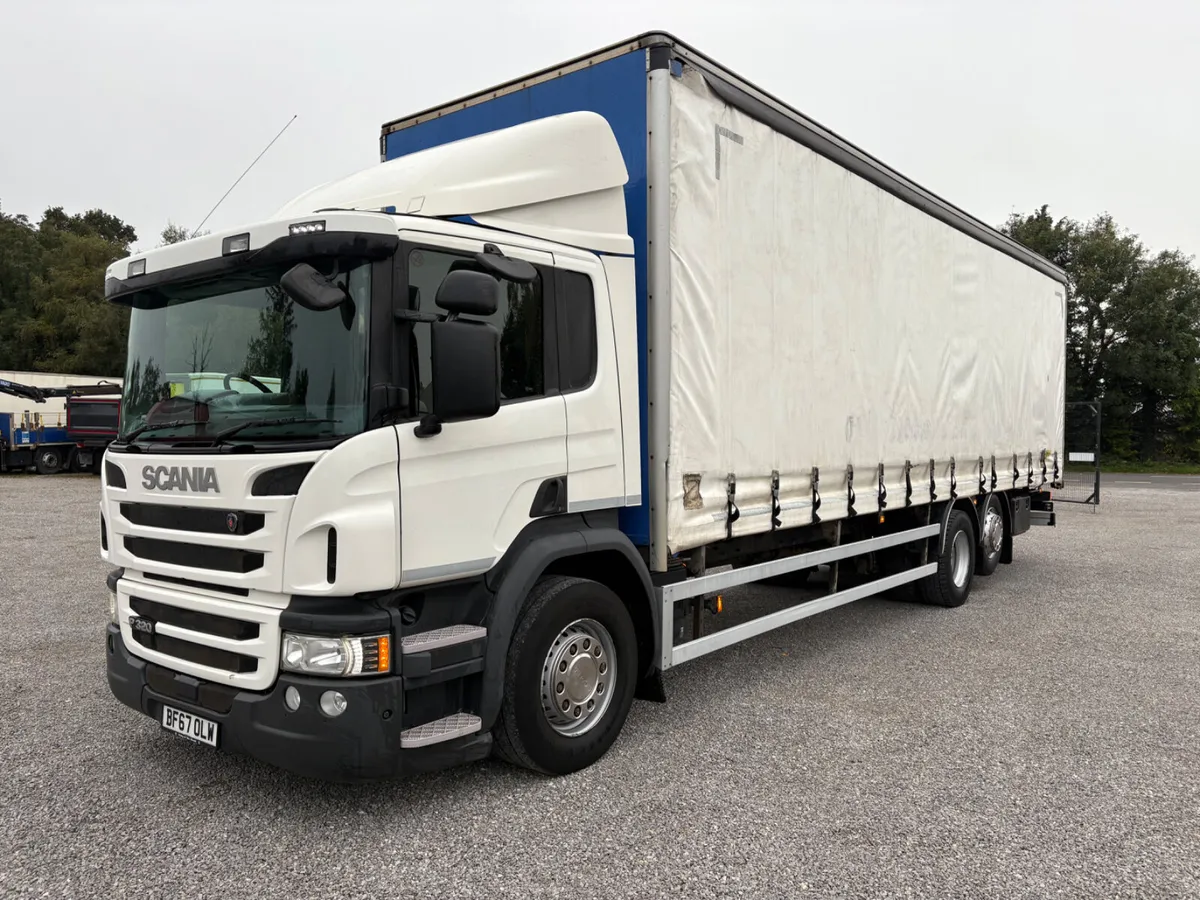 2017 Scania P320 6x2 32Ft Curtainsider - Image 1