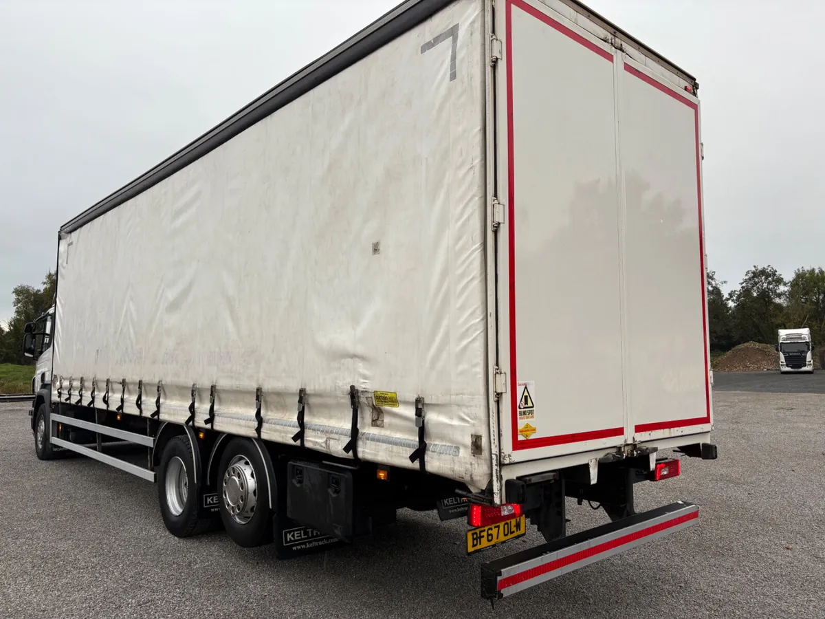 2017 Scania P320 6x2 32Ft Curtainsider - Image 3
