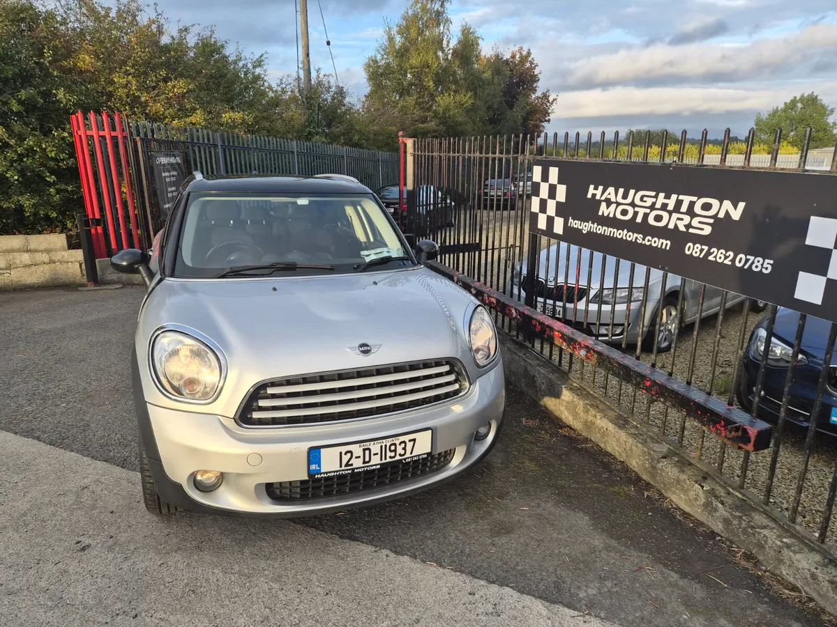 Mini Cooper 5 door  2012 - Image 2