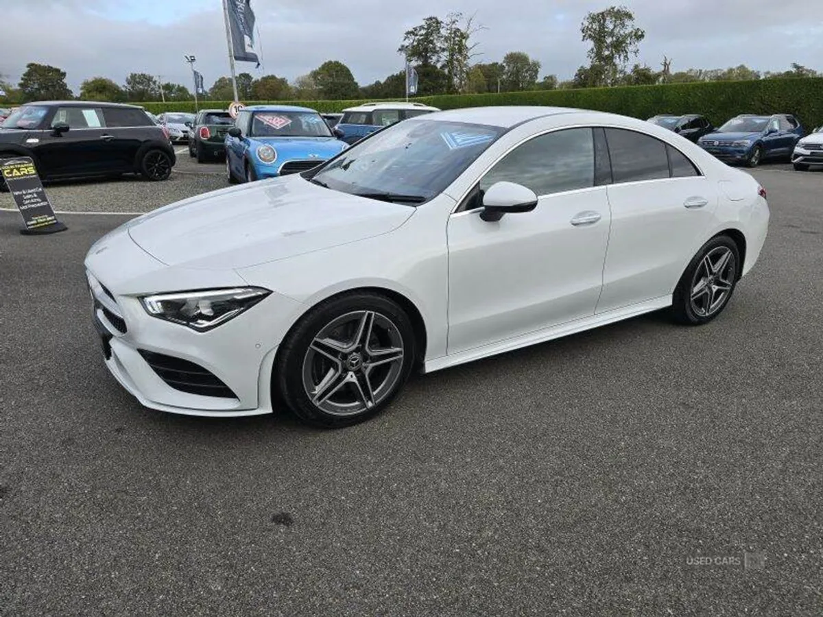 Mercedes-Benz CLA Coupe AMG Line Premium - Image 2