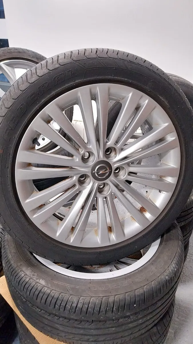 2014 Opel Insignia 18" Alloy Wheels Set 245/45R18 - Image 1
