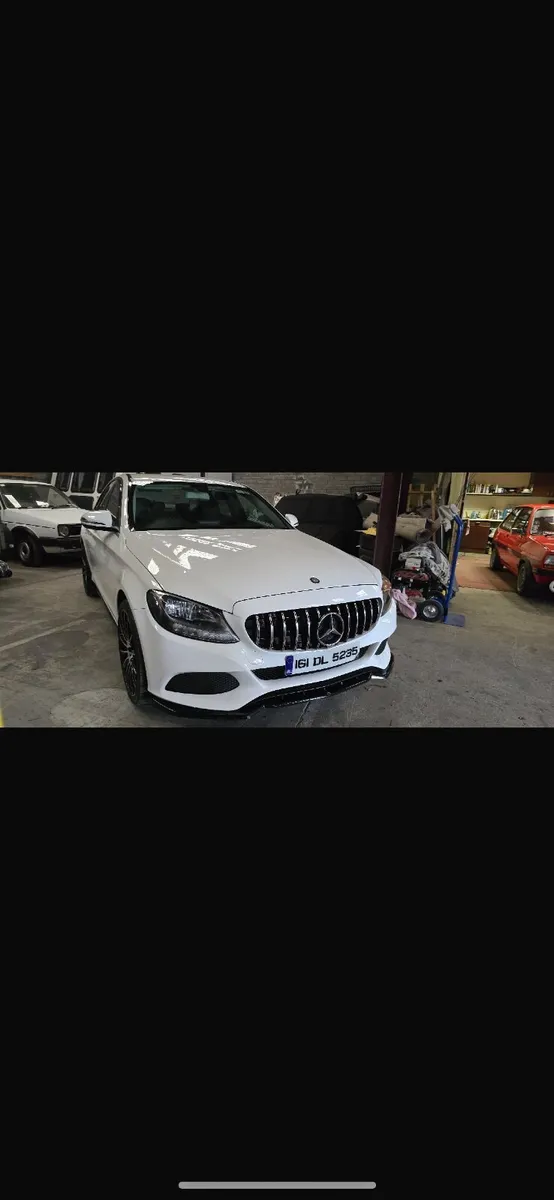 Mercedes-Benz C-Class 200 sport  2016 - Image 1