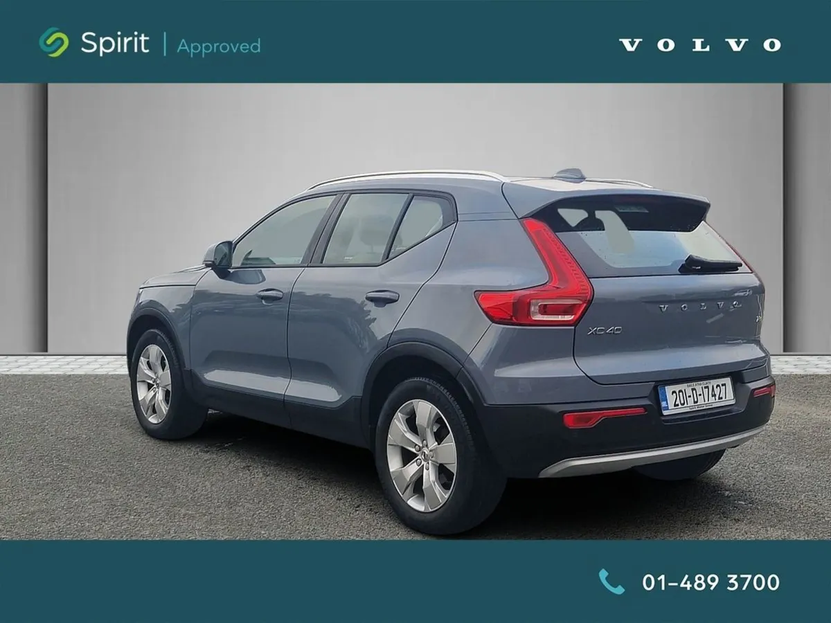 Volvo XC40 T3 Petrol (163hp) Manual  Heated Seats - Image 3