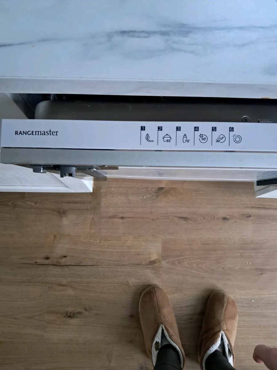 Integrated dishwasher rangemaster - Image 1