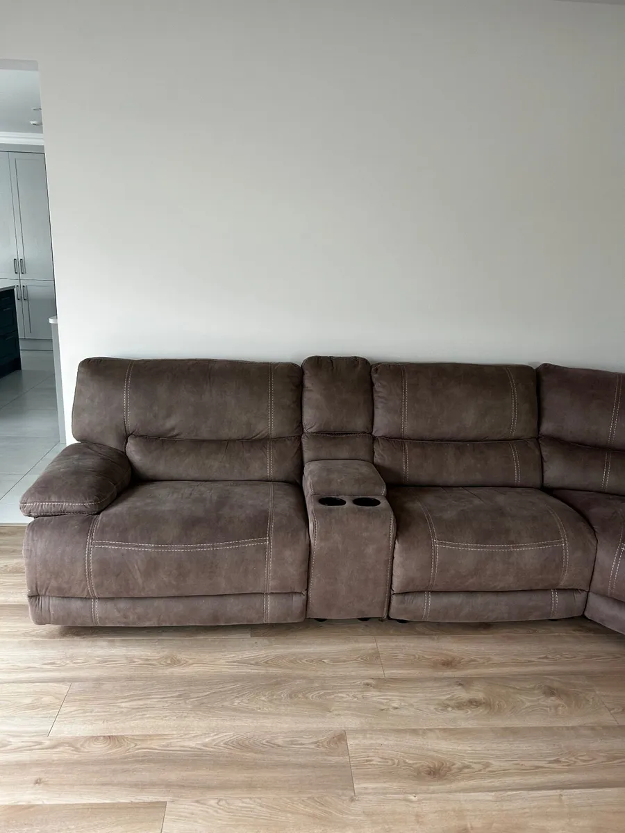 Recliner L shaped couch - Image 3