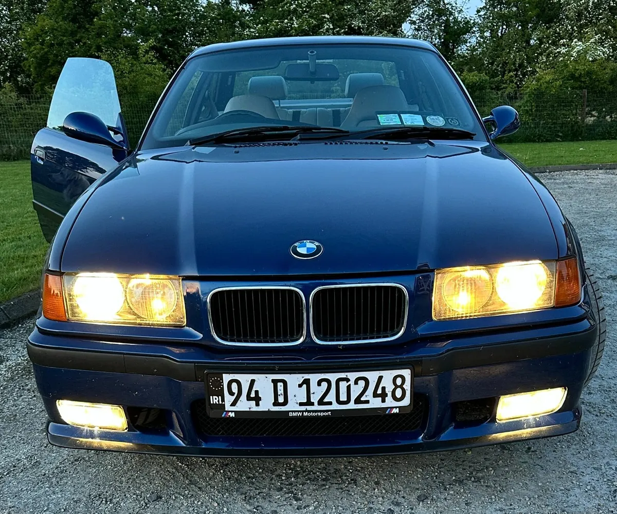 BMW M3 1994 - Image 1