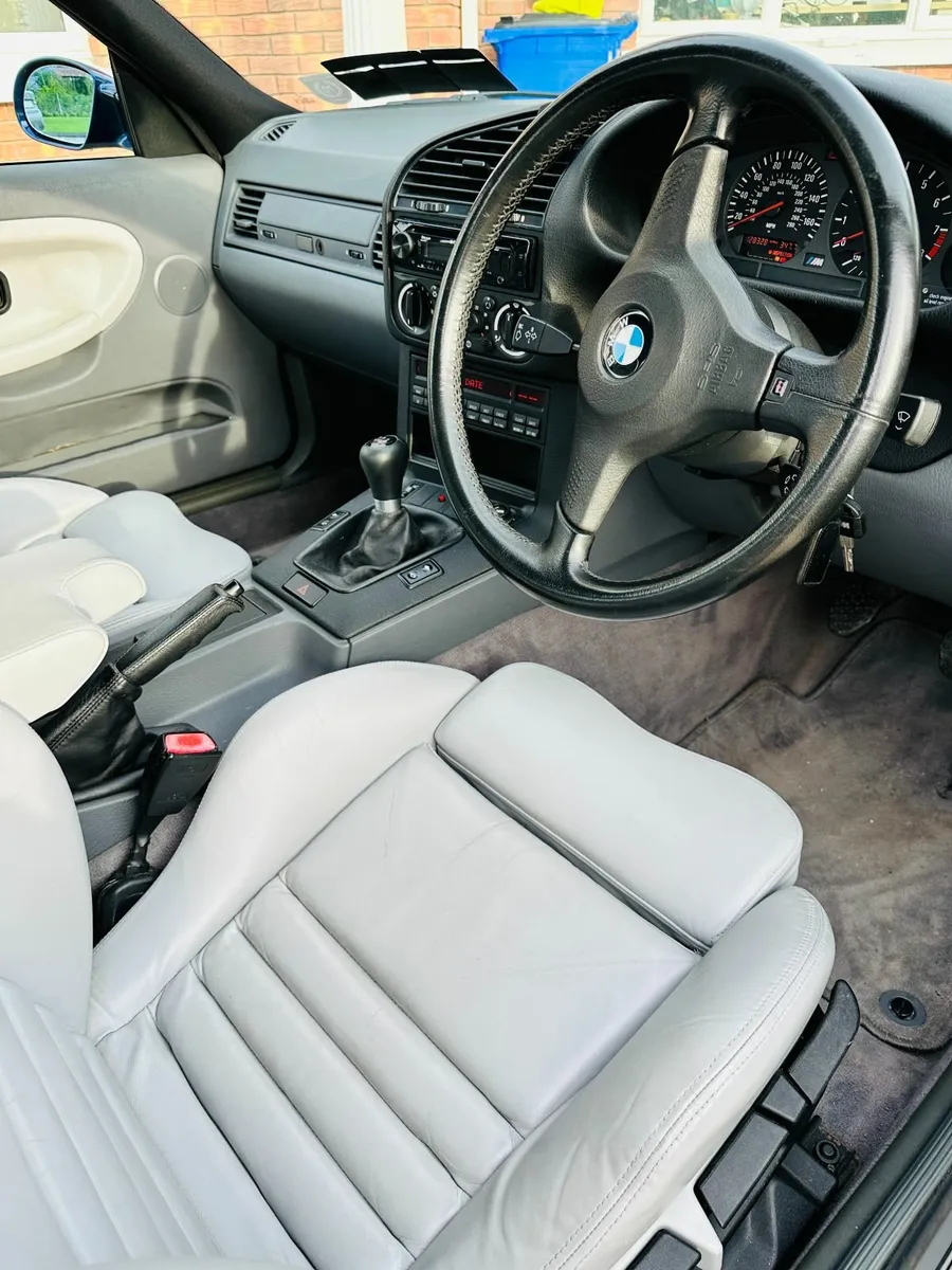 BMW M3 1994 - Image 4