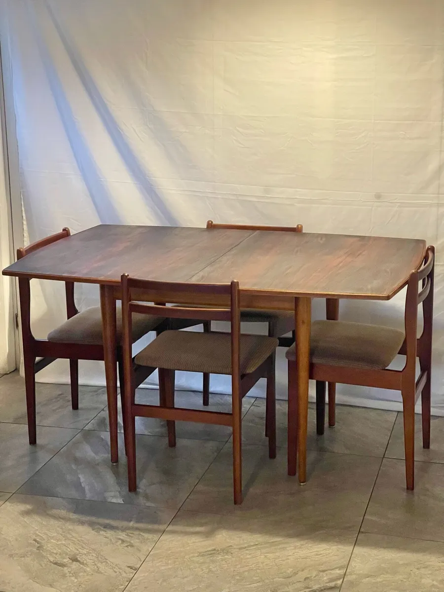 Mid century dining - Image 1