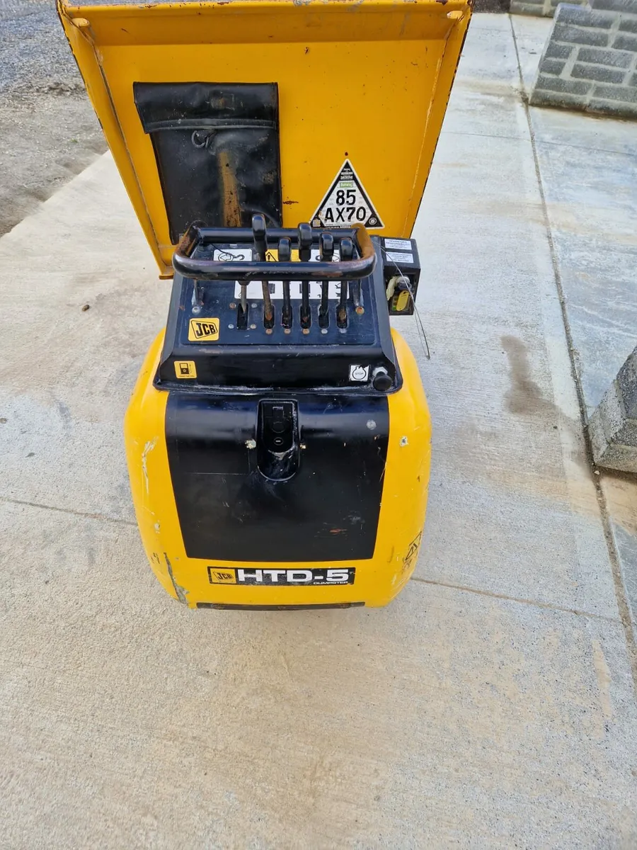 JCB Tracked Dumper - Image 4