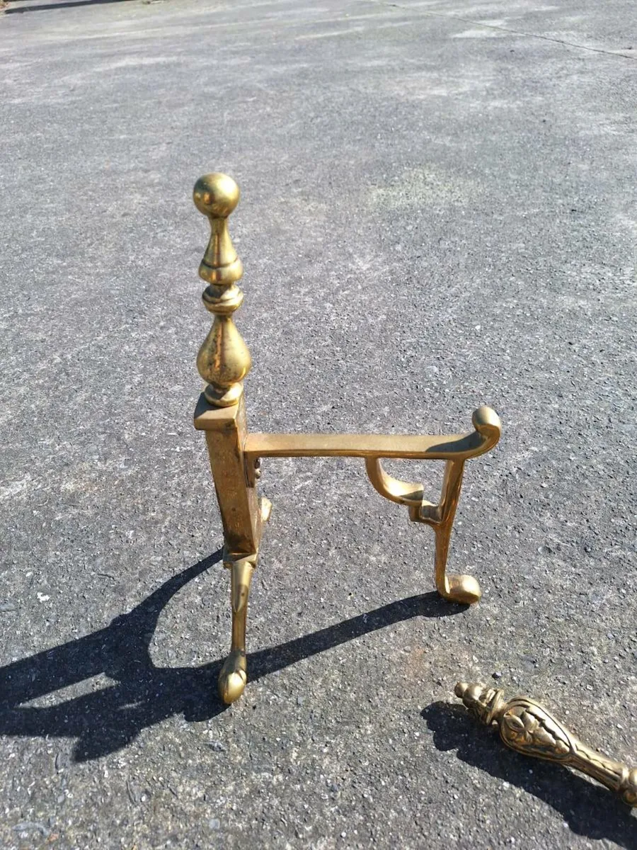 Vintage brass fire irons and heavy companion set - Image 2