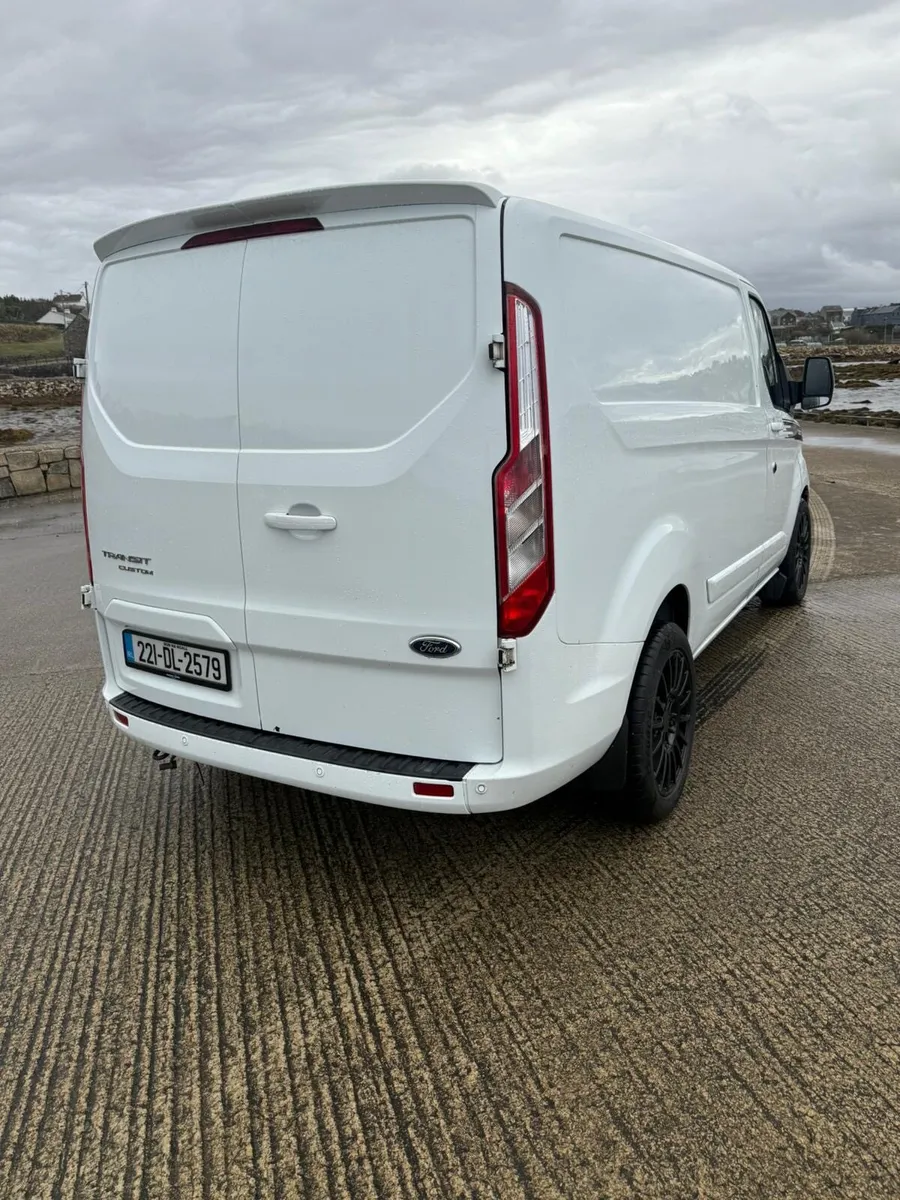 2022 Ford Transit Custom - Image 4