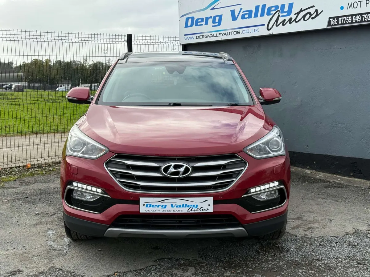 Hyundai Santa Fe 2016 - Image 2