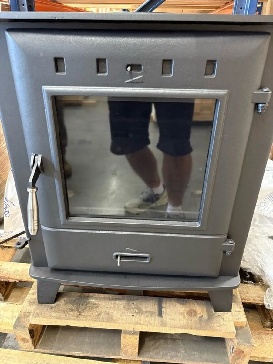 stove - Image 1