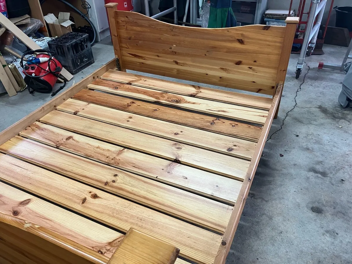 King size timber pine bed - Image 3