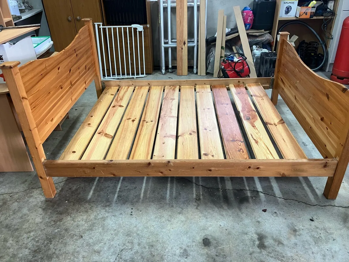King size timber pine bed - Image 4