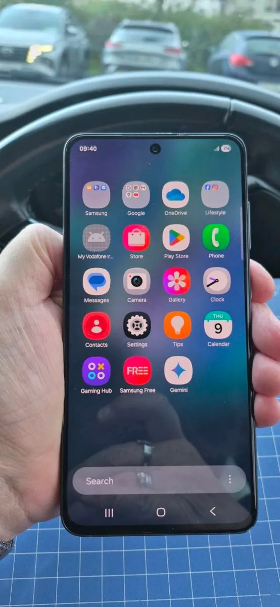 Mobile phone - Image 2