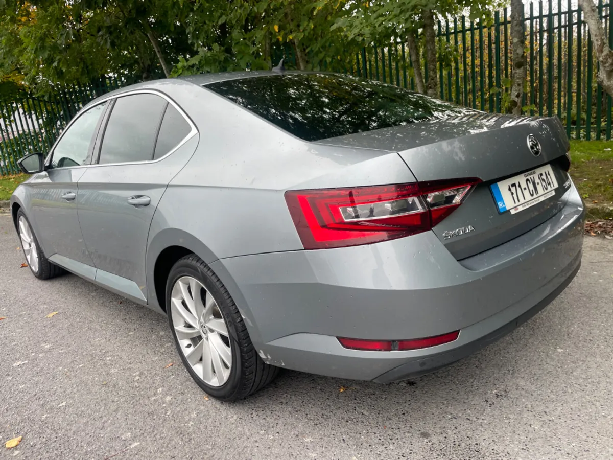 Skoda Superb 2017 Automatic - Image 4